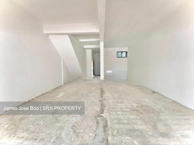 Super busy amk central shop | near mrt | avail soon  (D20), Shop House #504654241